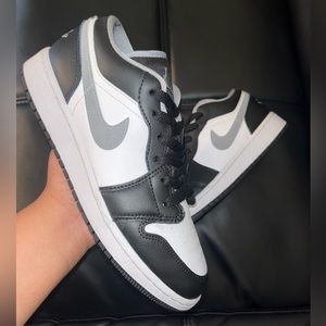 Jordan 1 Low GS 'Black Medium Grey' 5.5Y